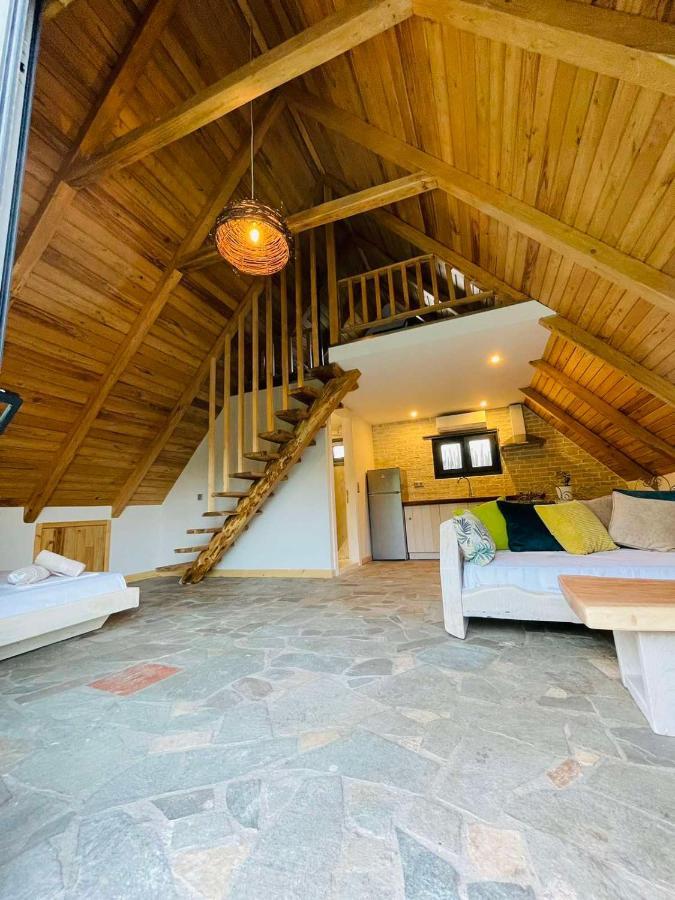 Unique Wooden Villa With Pool أوليمبياذا المظهر الخارجي الصورة