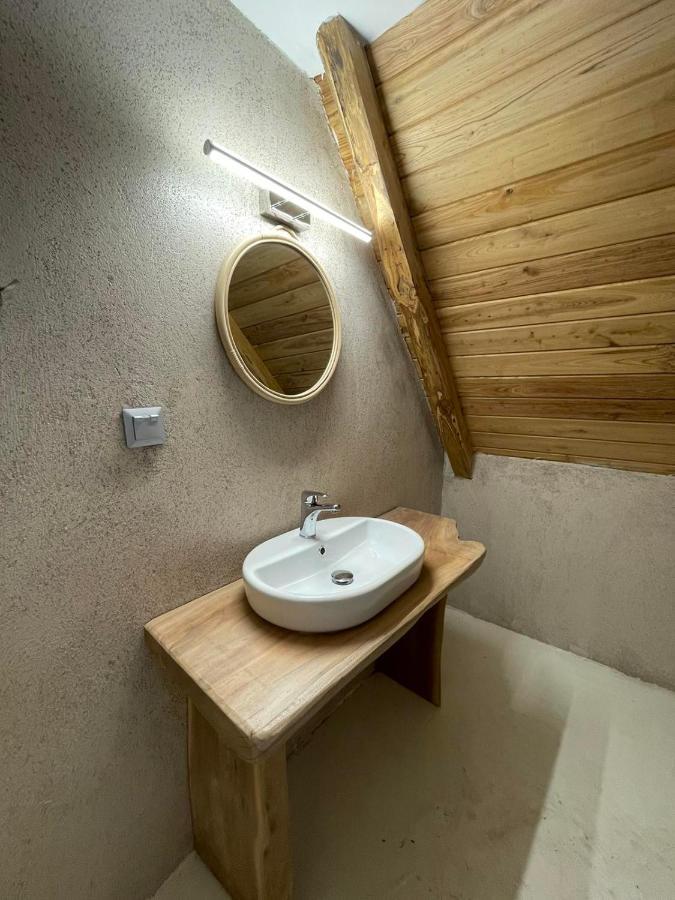 Unique Wooden Villa With Pool أوليمبياذا المظهر الخارجي الصورة