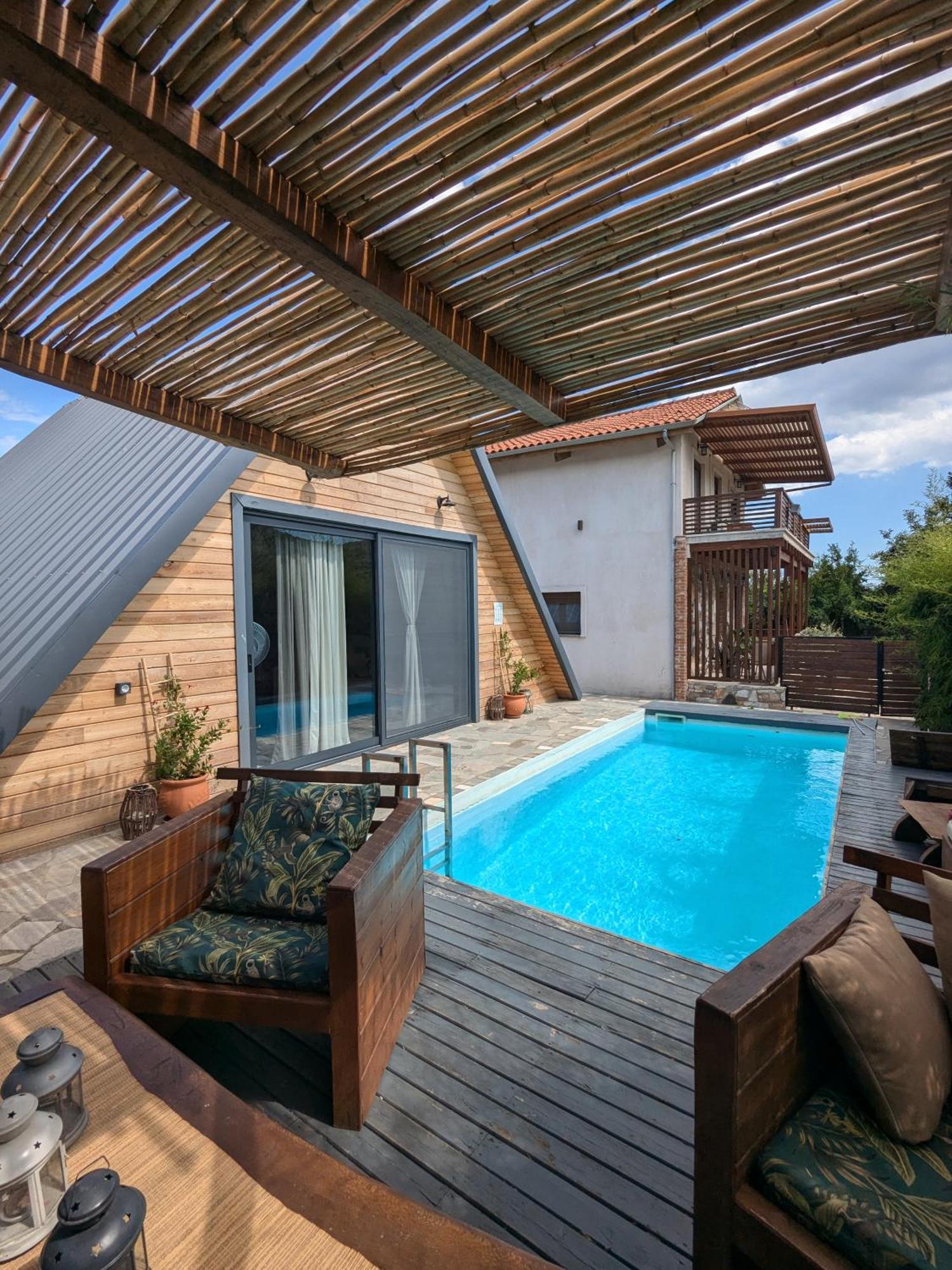 Unique Wooden Villa With Pool أوليمبياذا المظهر الخارجي الصورة